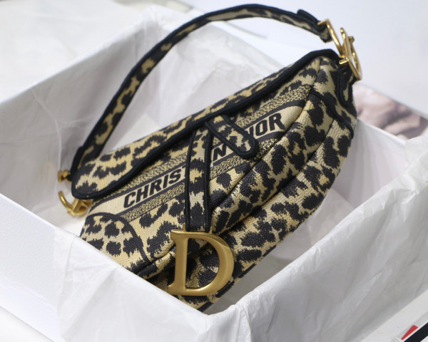 D*or saddle bag