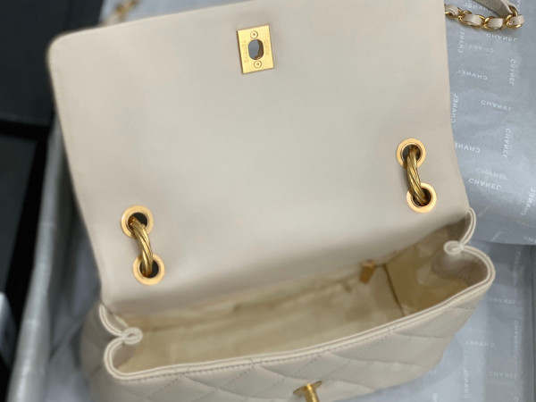 CL FLAP BAG