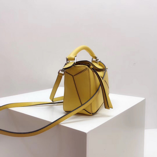LOEWE MINI PUZZLE BAG