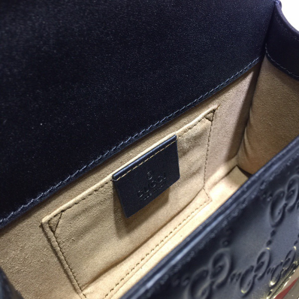 G*u*i padlock small G*u*i signature shoulder bag