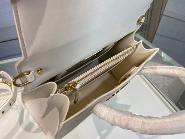 D*or large st honorÉ tote