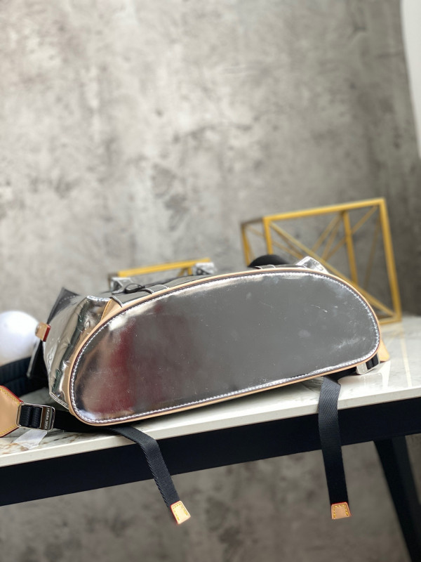 l**is V*t*n christopher backpack pm