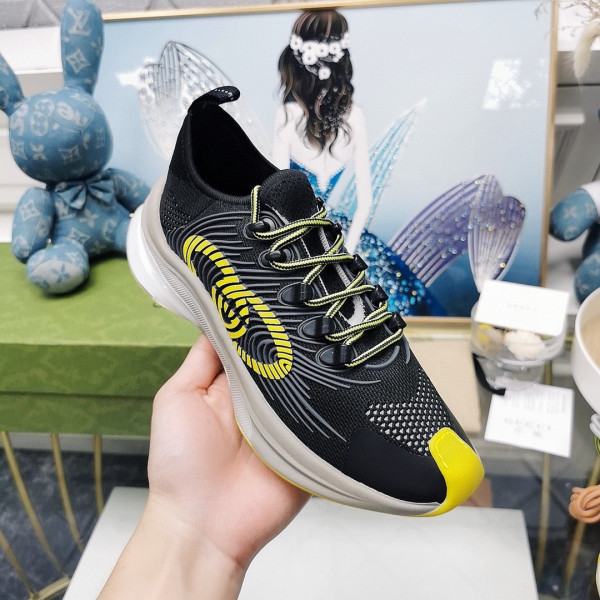 G*u*i run sneaker