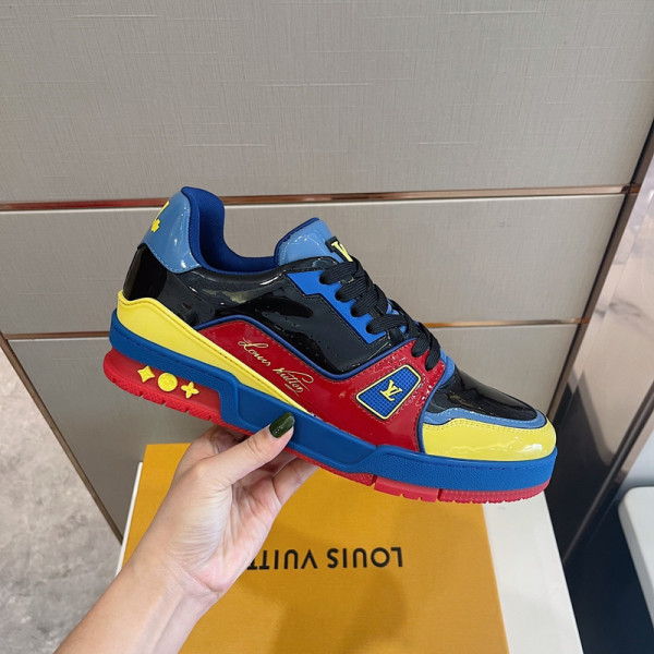 l**is V*t*n trainer sneaker