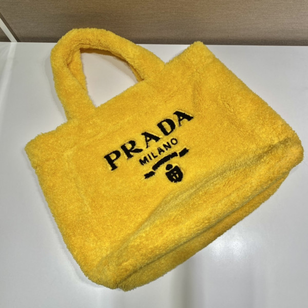 Pra*a terry tote bag