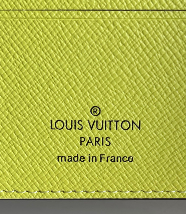 l**is V*t*n multiple wallet