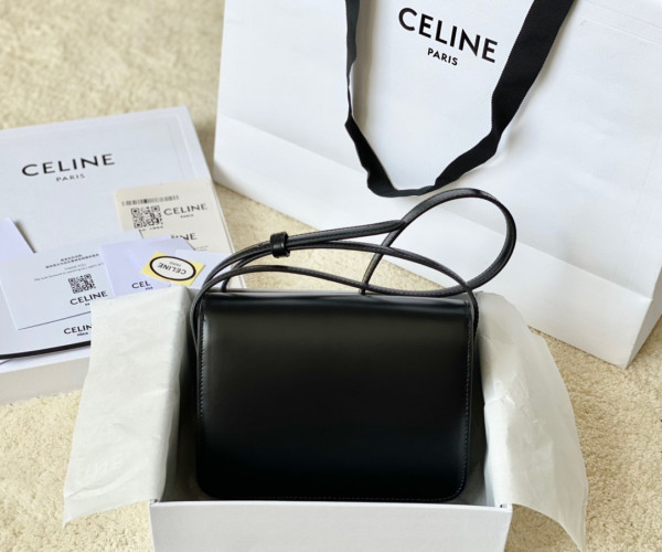 Ce**e teen triomphe bag