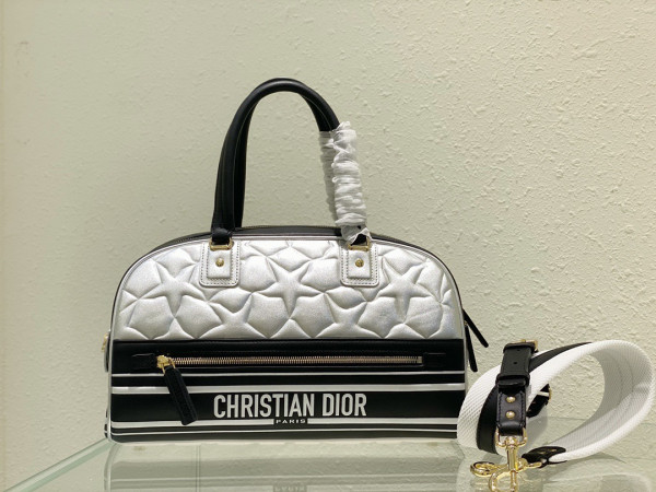 D*or medium vibe zip bowling bag