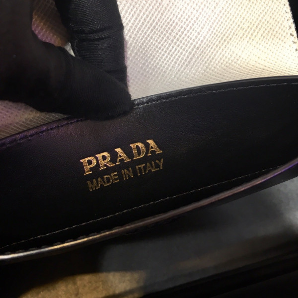 Pra*a double bag