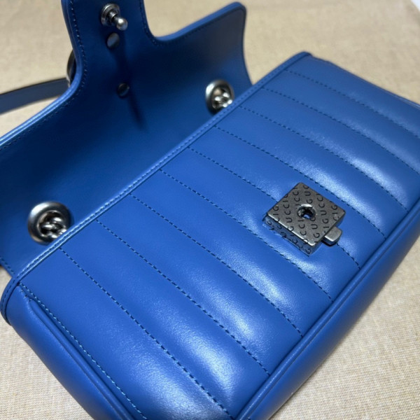 G*u*i gg marmont 22cm