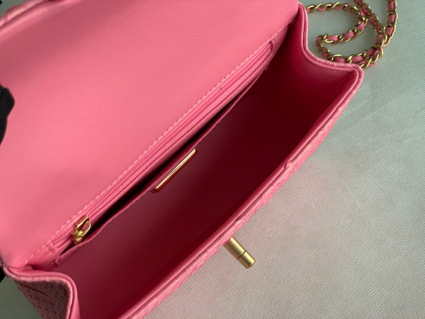 CL MINI FLAP BAG WITH TOP HANDLE