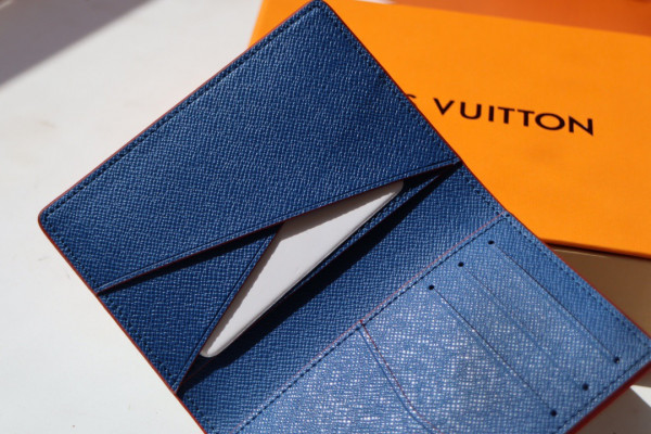 l**is V*t*n lvxnba pocket organizer