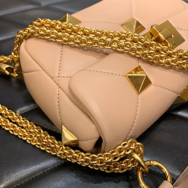 VALENTINO ONLINE EXCLUSIVE SMALL ROMAN STUD THE SHOULDER BAG WITH CHAIN