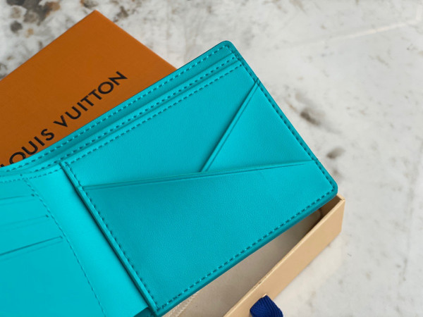 l**is V*t*n multiple wallet