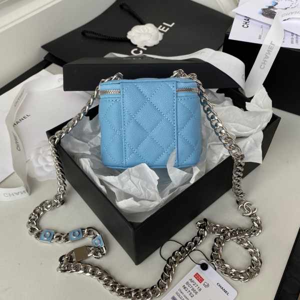 CL VANITY CASE