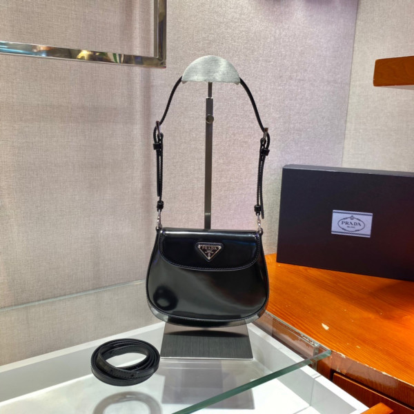 Pra*a cleo mini bag