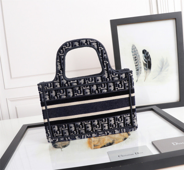 mini D*or book tote