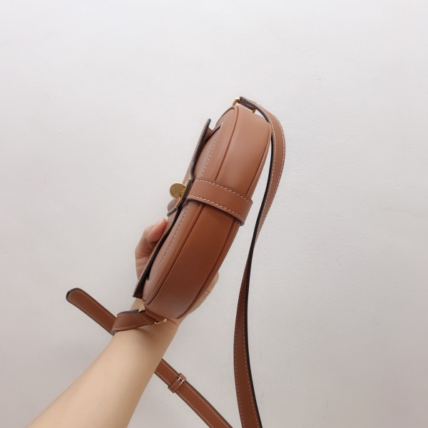 Ce**e small besace 16 bag in satinated calfskin
