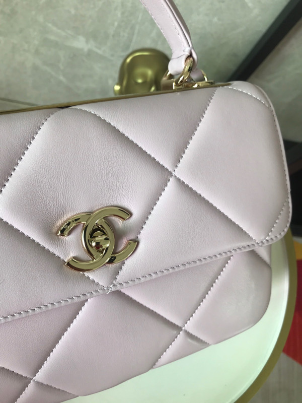 CL FLAP BAG WITH TOP HANDLE