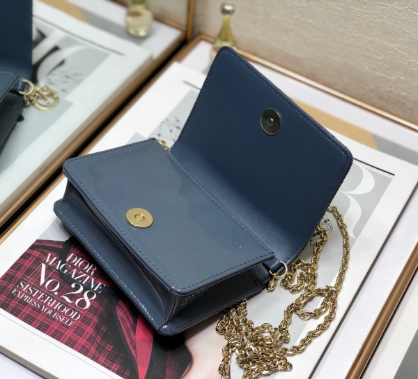 lady D*or nano pouch
