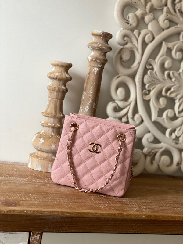 CL BUCKET BAG