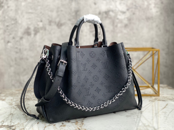 l**is V*t*n bella tote