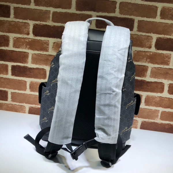 G*u*i backpack