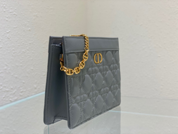 D*or caro zipped pouch with chain
