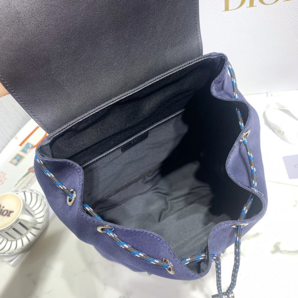 D*or backpack