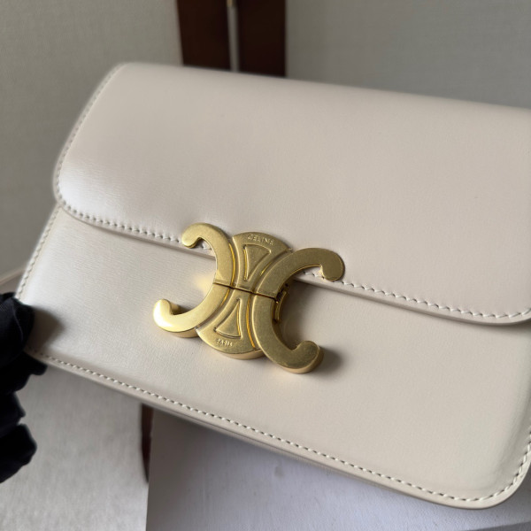 Ce**e teen triomphe bag