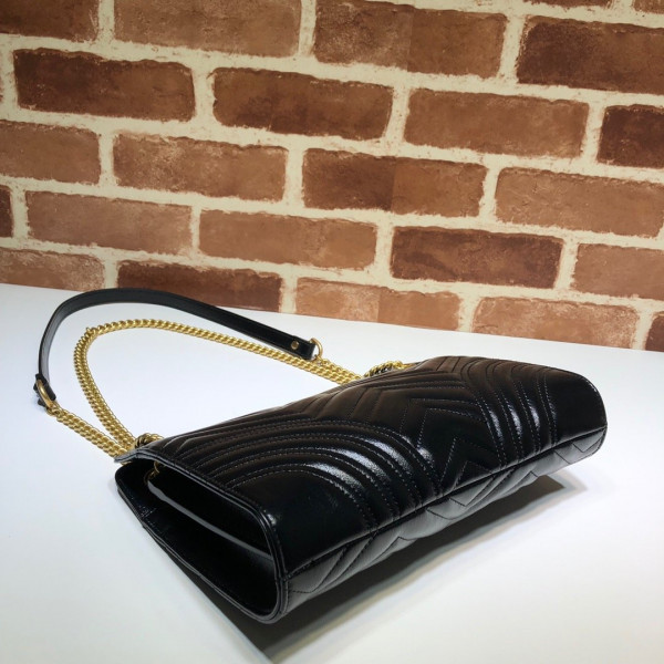 G*u*i gg marmont matelassé medium shoulder bag