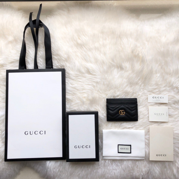 G*u*i marmont card case