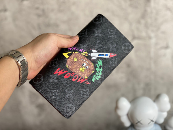l**is V*t*n brazza wallet