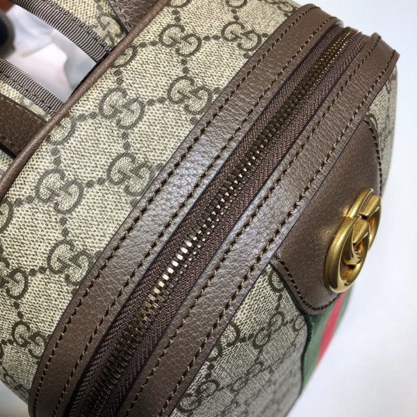 G*u*i backpack