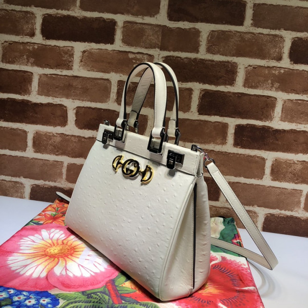 G*u*i zumi small top handle bag