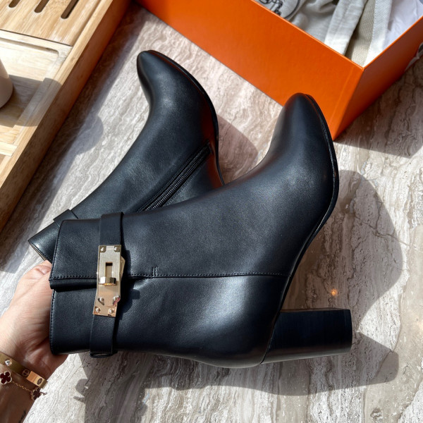 H**mes boots