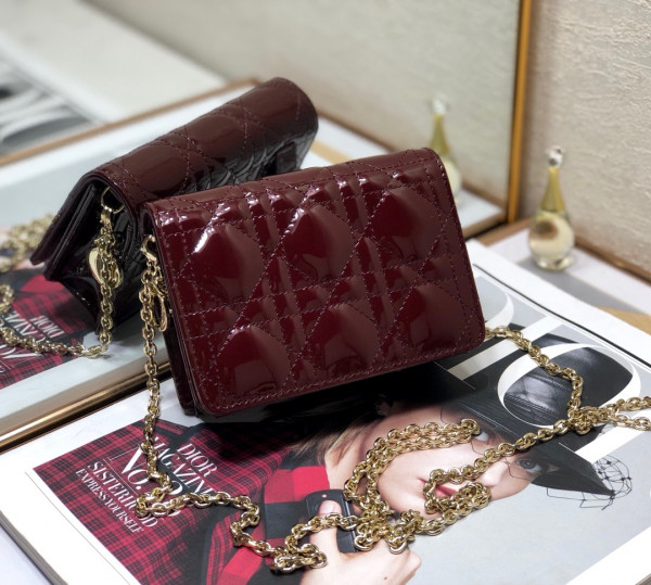 lady D*or nano pouch