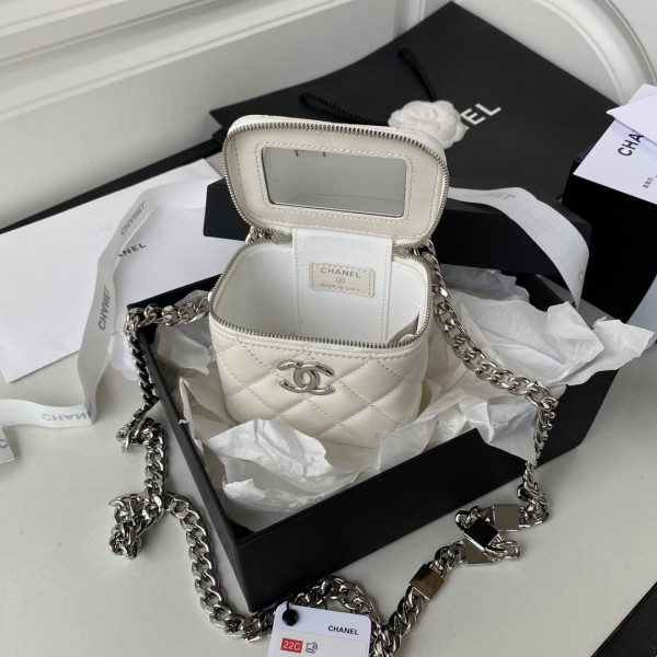 CL VANITY CASE