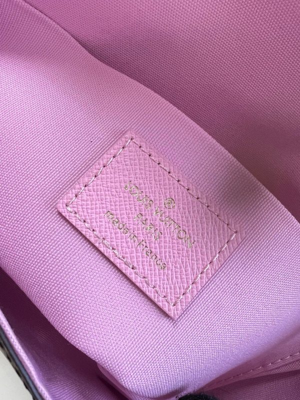 l**is V*t*n pochette fÉlicie