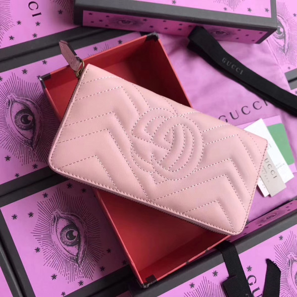 G*u*i gg marmont wallet