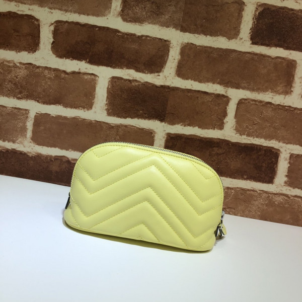 G*u*i gg marmont cosmetic case