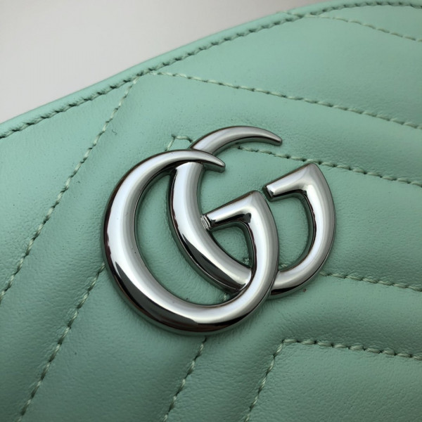 G*u*i gg marmont cosmetic case