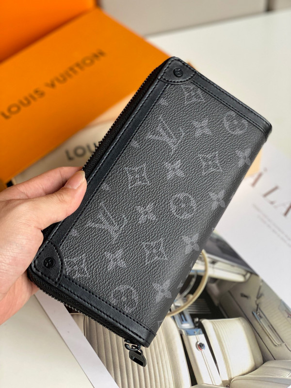 l**is V*t*n zippy wallet trunk