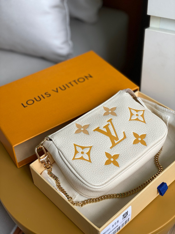 l**is V*t*n mini pochette accessoires