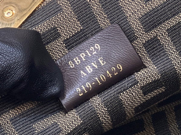 F**di first-32.5-15-23.5cm