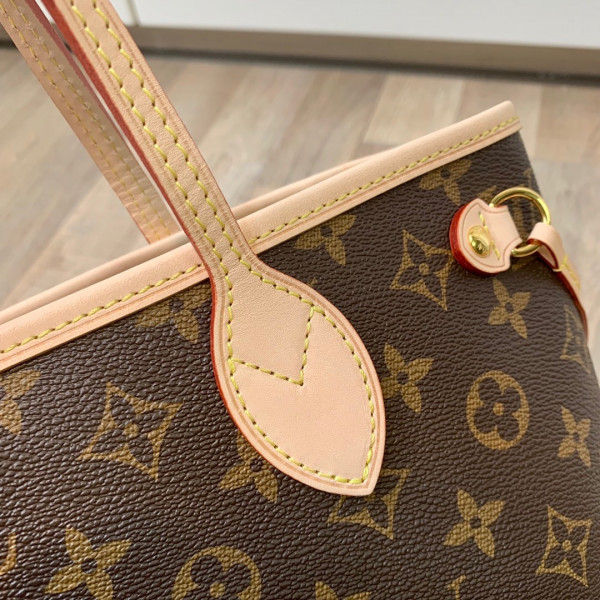 l**is V*t*n neverfull pm