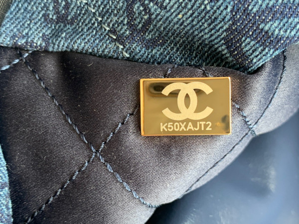 CL 22 SMALL HANDBAG