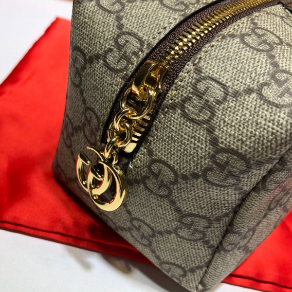 G*u*i ophidia gg cosmetic case