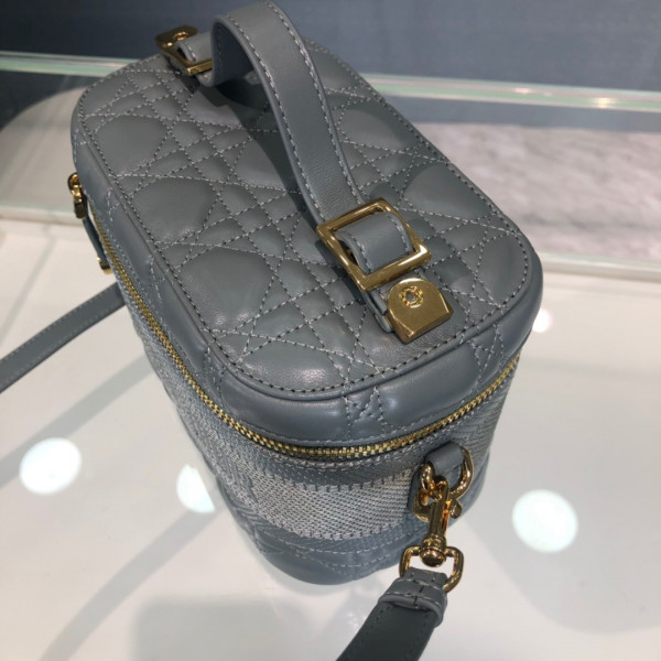 D*or small D*ortravel vanity case-18.5-13-10.5cm