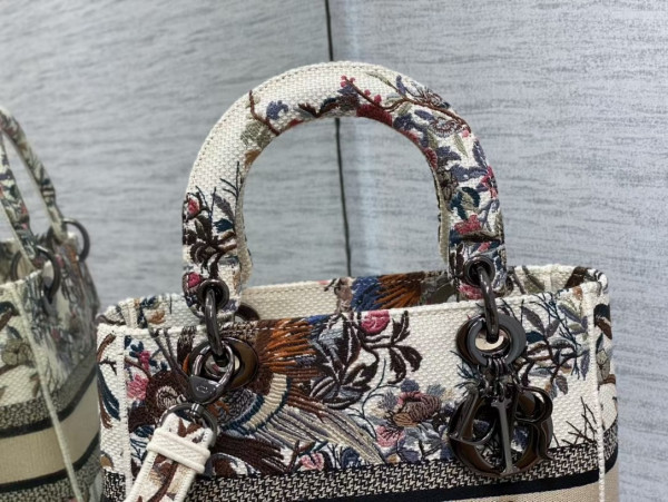 D*or medium lady d-lite bag